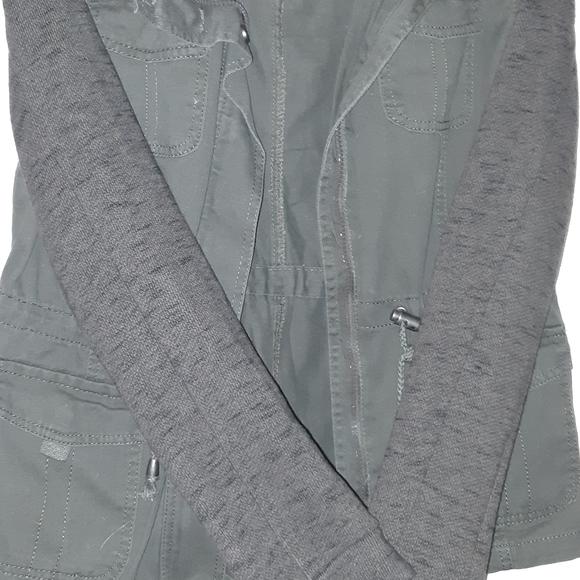 Multi fabric Utility Jacket. - Picture 5 of 12